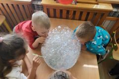 9fb458a2-775d-471e-9040-9da1b827b042